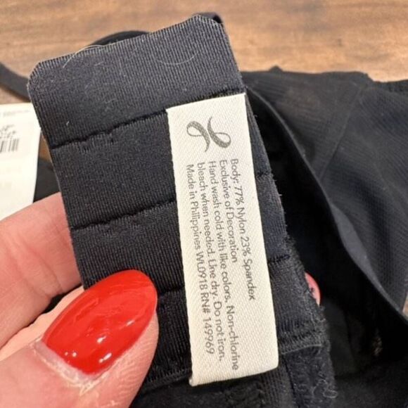 NWT Lively Eco Straight Up Semi Sheer Mesh Bralette in Jet Black Size Medium - Picture 7 of 8